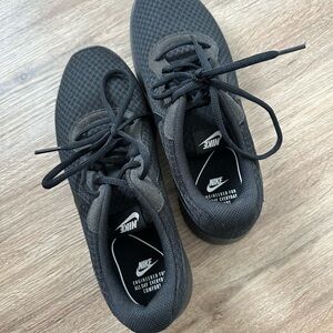 Nike Women’s Black Running Shoes